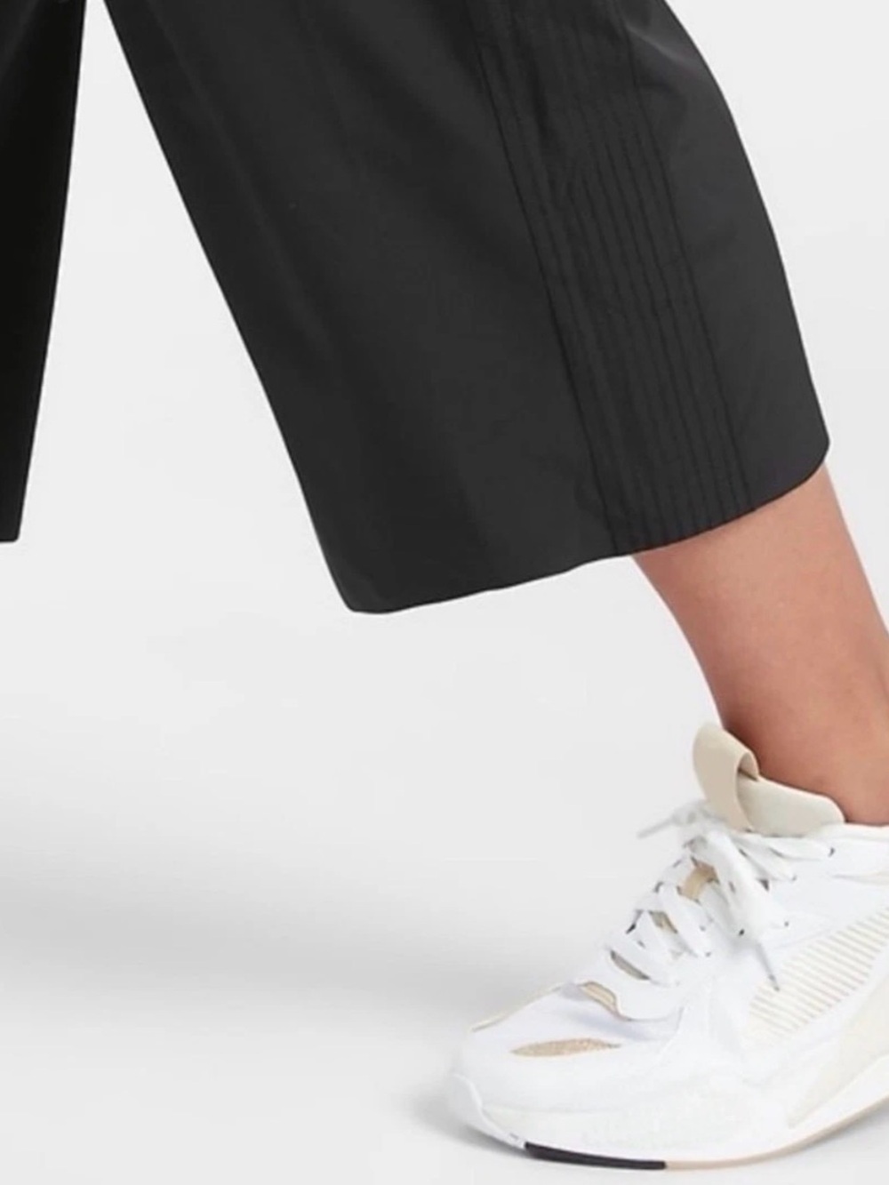 Athleta Black Avenue Wide-Leg Crop Pant